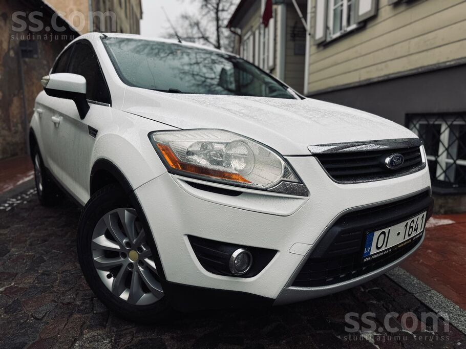 Tikko ievests 4x4 Ford Kuga -100kw/136zs labā tehniskā un vizuālā stāvoklī.