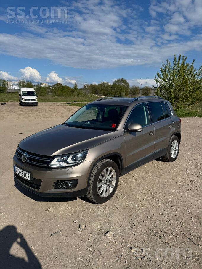 Volkswagen Продается VW Tiguan с свежим тех осмотром и уплаче