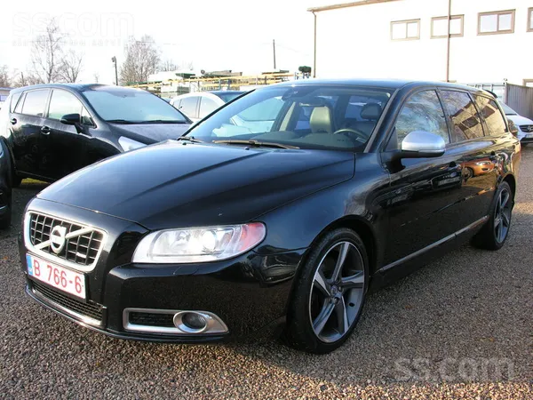 Volvo R-design 2.0d4 120kw. automats 8atrumi Automašīna 