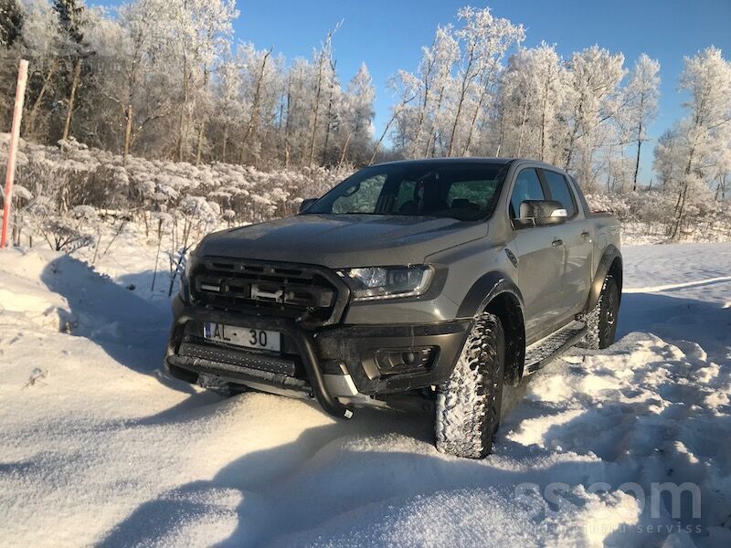 Uzņēmums pārdod uzticamu auto. Cena norādīta ar iekļautu Pvn. Apkopes veikta