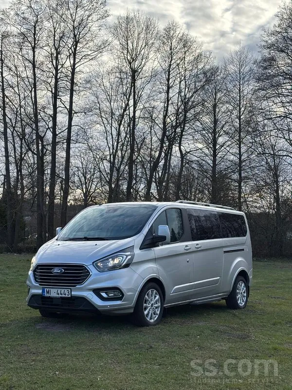 Ford Firma pārdod Ford Tourneo Custom 