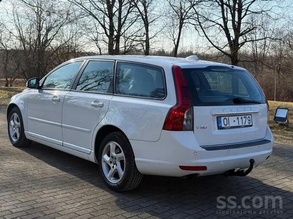 Volvo Auto no Vācijas 100%, 5- cilindri( Volvo dzinējs. 