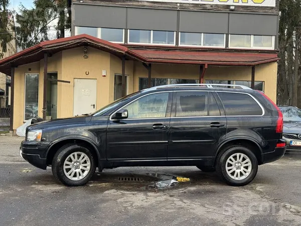 Volvo Ievests Xc90 2.4 D5 Awd - 2400 cm, 5 cilindri.