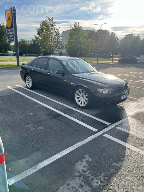BMW 730 - 1