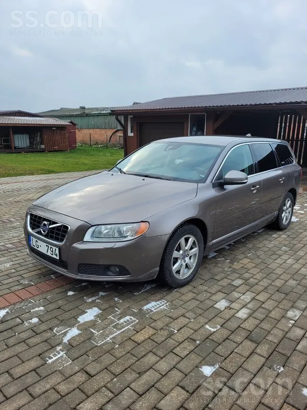 Volvo Volvo V70 2, 0 D3 120 kw, Automāts. 