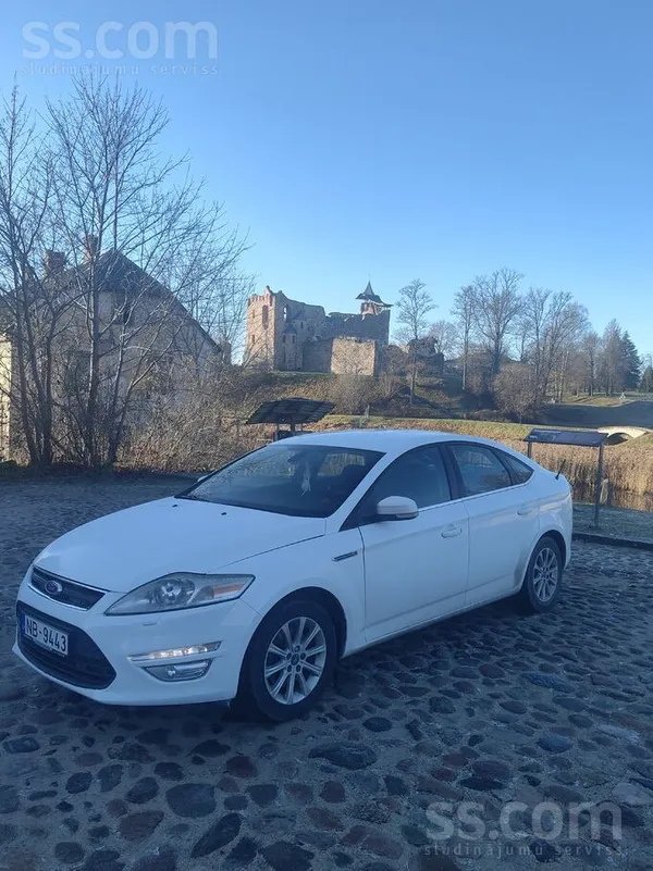 Ford Tiek pārdots uzticams, smuks Ford Mondeo, 2013.gad