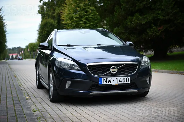 Volvo Pārdodu pirms 2g. no Itālijas ievestu V40 Cross Co