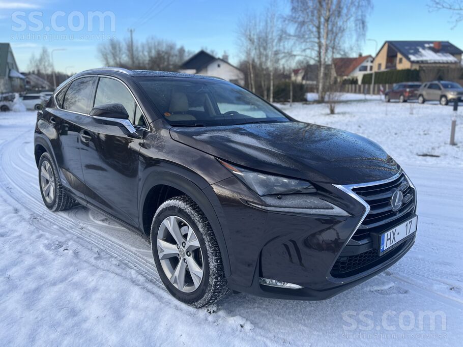 Lexus NX, Hybrid, 114kw, Oriģināls nobraukums, pilnpiedziņa, Pirkta Latvijā,