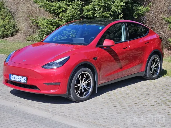 Tesla Model Y 378 kW Long Range Dual Motor Tesla garantija
Dinamisks, ērts un ietil