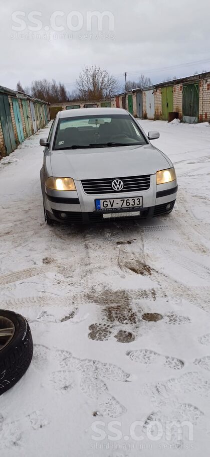 Volkswagen Pardodu darba auto. Cena runājama. Ir vizuali defe