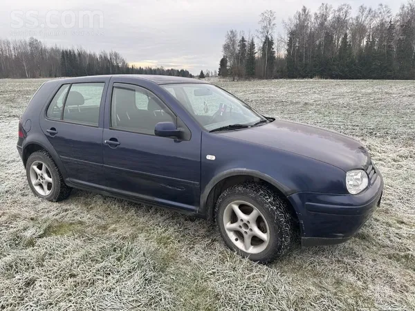Volkswagen Tehniski labā stāvoklī, ir vizuāli defekti. 