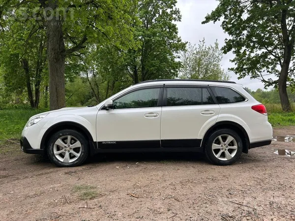 Subaru Lielisks Subaru Outback 2.0 D. Ekonomisks, ērts, j