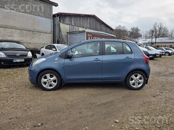 Toyota Toyota Yaris, 1.3 , benzīns , 64 kW/ 87 z. s. , au