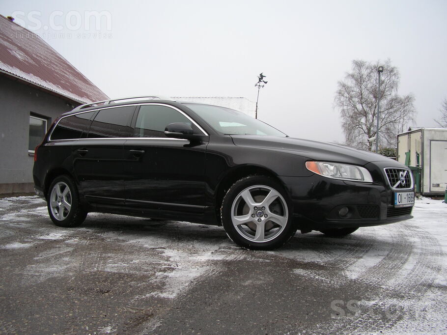 Volvo Tikko no Dānijas. Volvo V70. 5cilindru dzinējs. Se