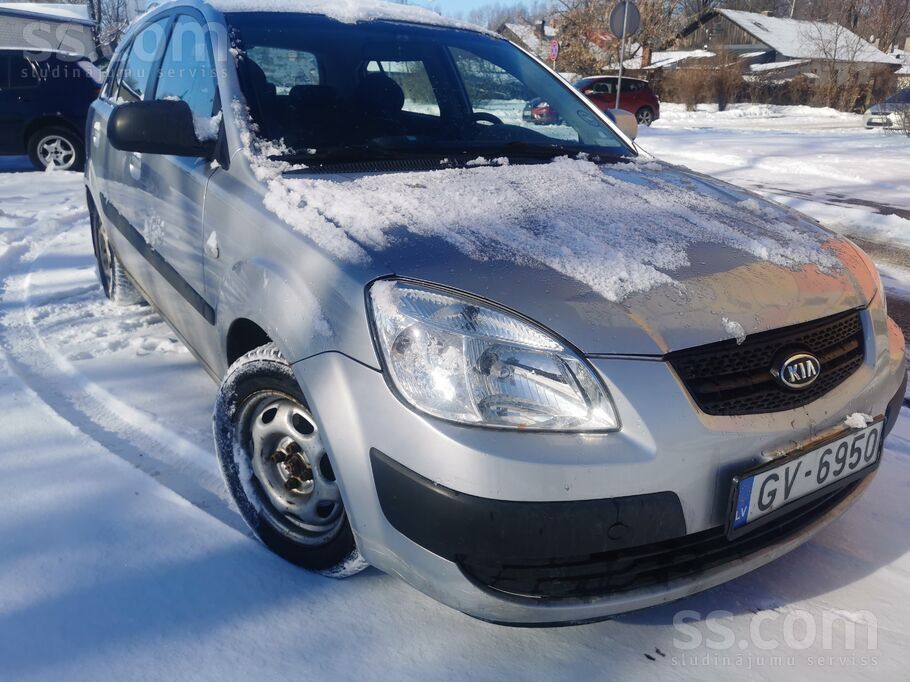 TA 27.10.2026 1.5crdi Degviela p. mazak 5 litri. Labas ziemas riepas. Jauns