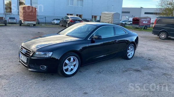 Audi Meklē auto, kas apvieno sportisku jaudu, izcilu va