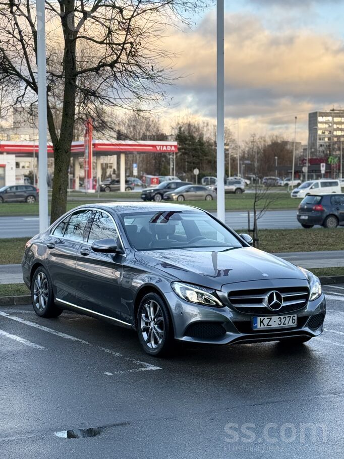 Mercedes Mercedes-Benz C200 2.0 benzīns 135 kW 2016