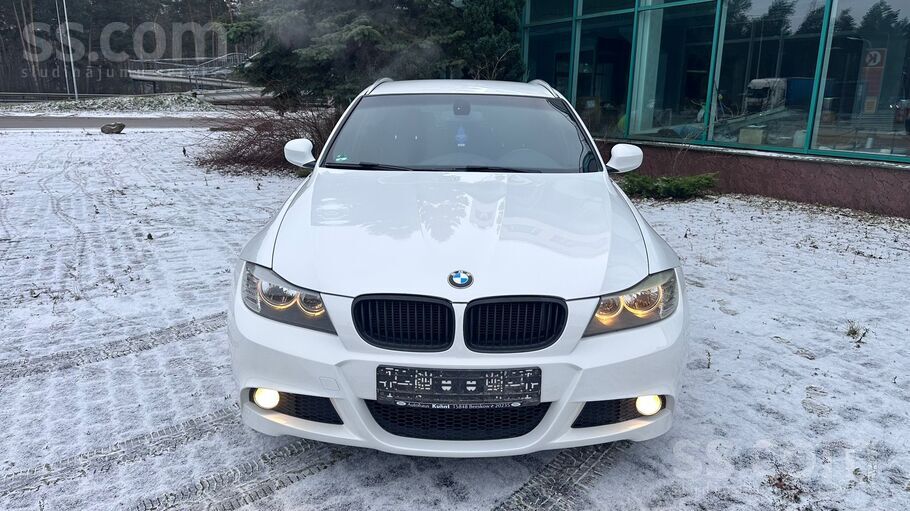BMW BMW 320D facelift, M-Sportpaket, automāts, navigāc