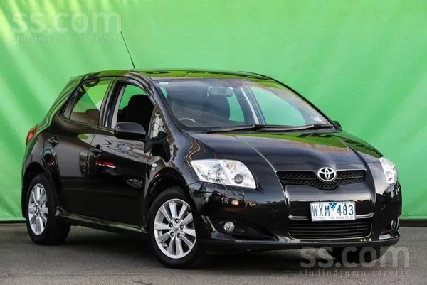 Toyota Toyota Corolla Hatchback 1.8 Hybrid (122 hp) E-Cvt