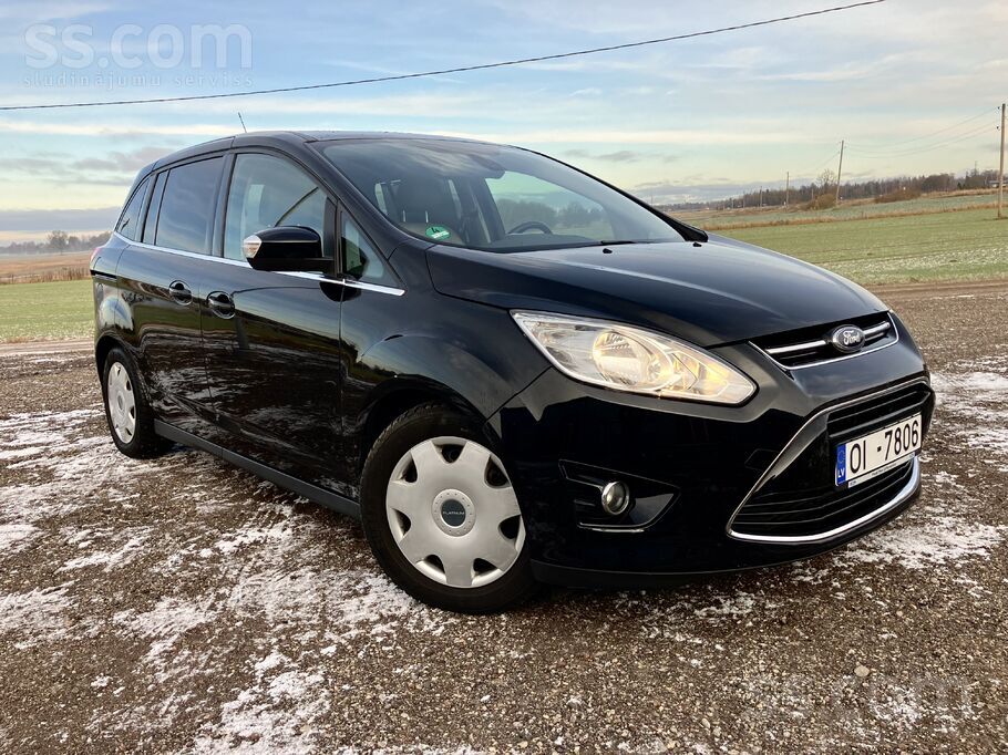 Ford Auto no Vācijas, pirkts oficiālā izsolē.