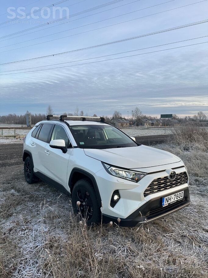 Toyota Tirgojas mazlietots auto. Toyota Rav4 Suv 2.0 Dyna