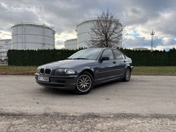 BMW BMW ar uzticamu benzīna dzinēju (M43B19).