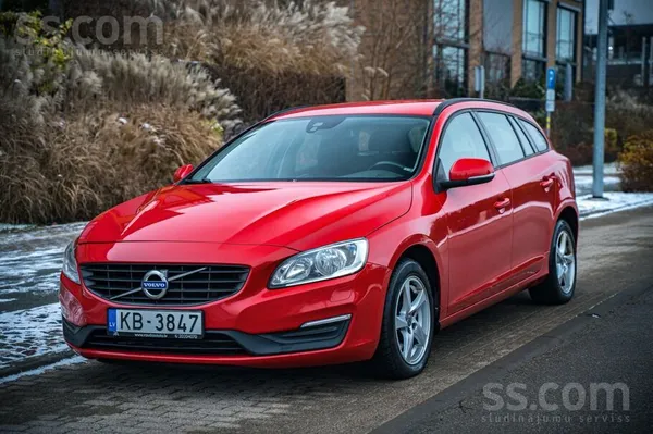 Volvo Pārdod Volvo V60 2.0 dīzelis, Facelift, manuālā Kā