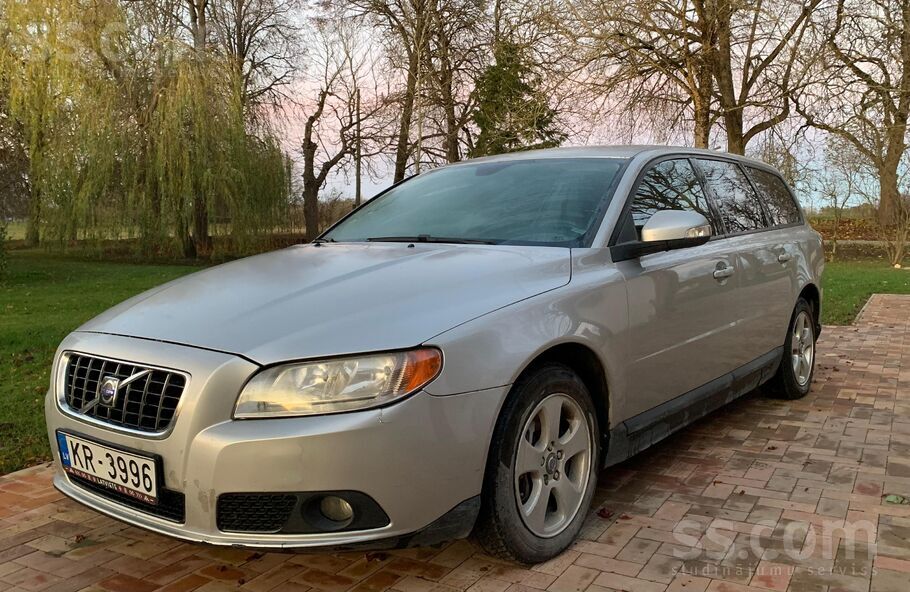 Volvo Pārdod Volvo V70, noņemts no uzskaites. Sīkāks inf