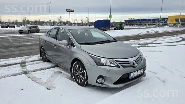Toyota Срочно. В связи с отъездом. Всё работает. Техосмот