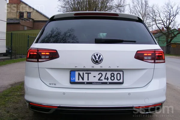 Volkswagen Passat (B8) - 1