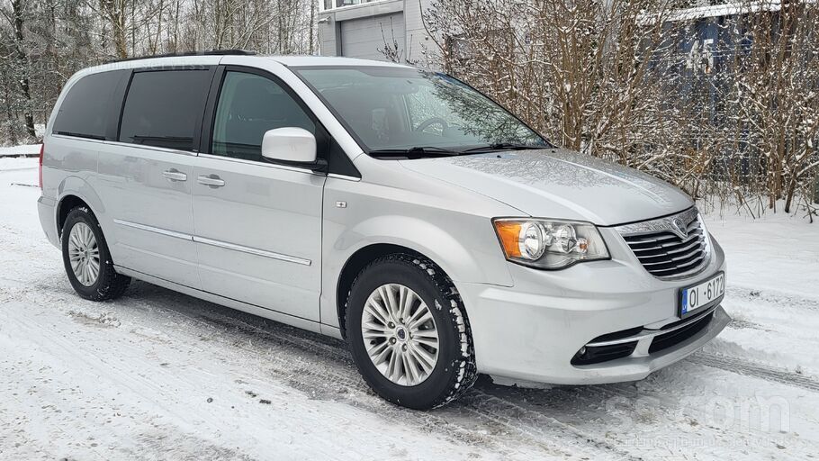 Lancia Lancia Voyager 2.8 dīzelis. 7-Sēdvietas. Stowngo. 