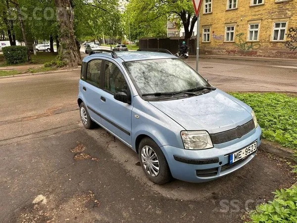Pārdodu Fiat Panda 2009. gada ar 1.2 benzīna motoru
Nobraukums ir oriģināls