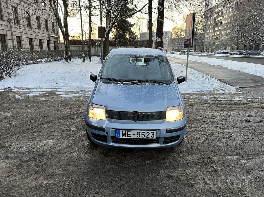 Fiat Pārdodu Fiat Panda 2009. gada ar 1.2 benzīna motor