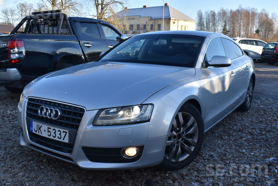 Audi A5 2.7 Tdi, 140kW, 11.2009g.
240 385 km
Automašīna aprīkota ar m