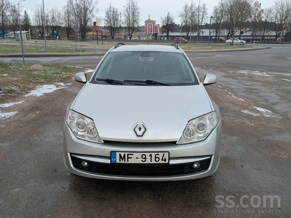 Renault Pārdodu labā tehniskā stāvoklī esošu Laguna. Auto