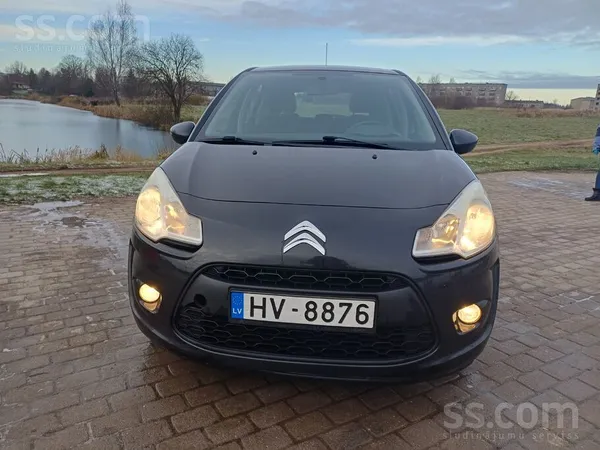 Citroen 1.4 benzīns, 5 ātrumi. Nomainīts dzinēja ķēdes kom