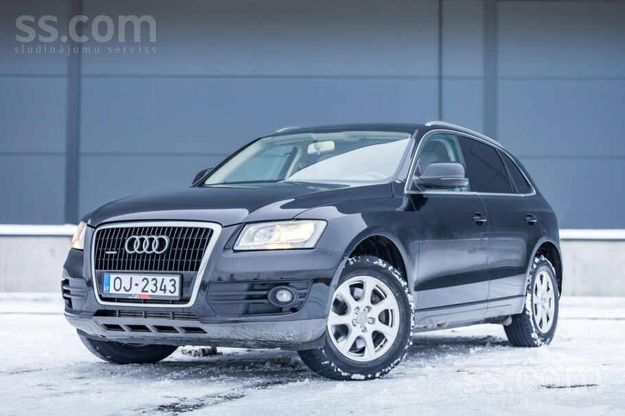 Audi Audi Q5 ar 3.0 litru dīzeļdzinēju un automātisko t