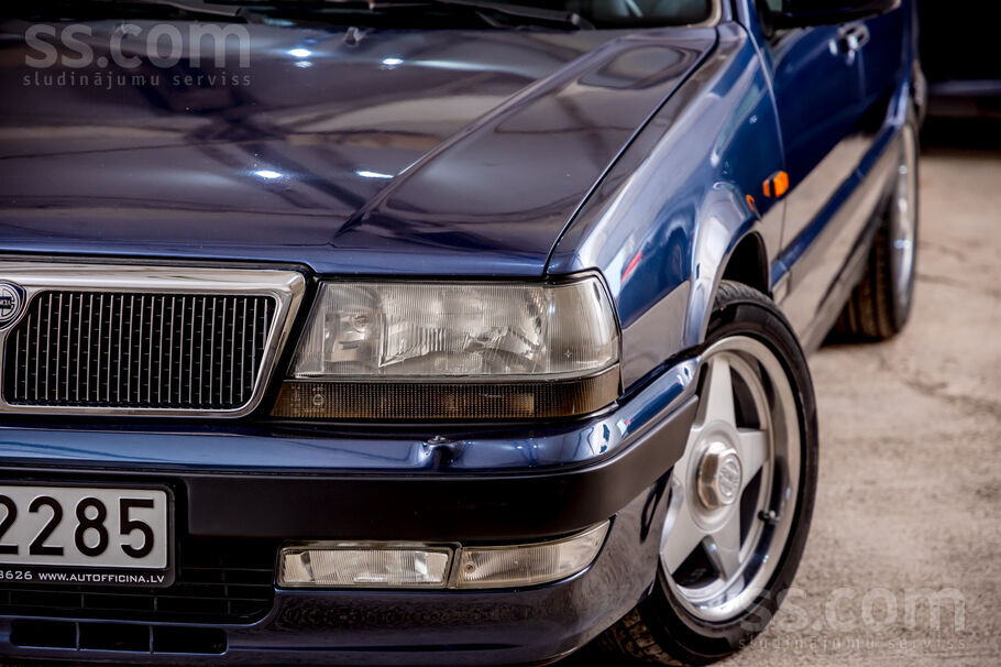 Lancia Thema