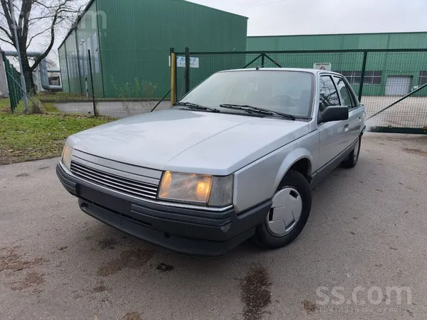 Pārdodu Renault 25, 1986. gada izlaiduma, ļoti labā stāvoklī. 
2.0 benzīna