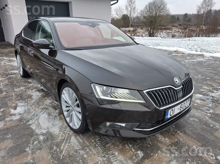 Skoda Skoda Superb 2.0Tdi/140Kw/ Individual 7-pak Automā