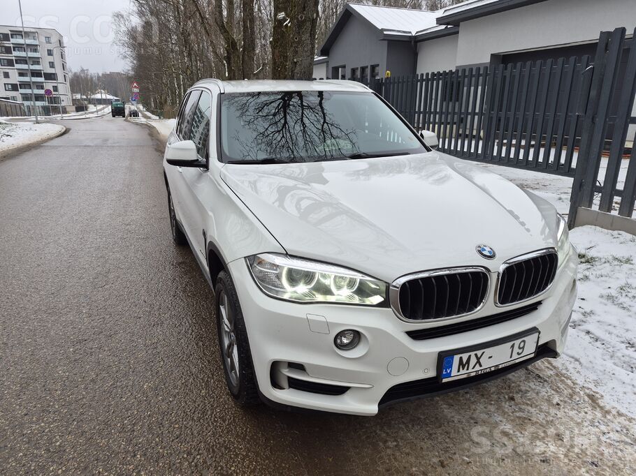 Sakarā ar cita auto iegādi , ar tiko izietu teh. apskati pārdodas ļoti sakar