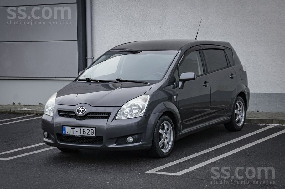 Toyota Toyota Corolla Verso 2.2 dīzelis, Mehānika.