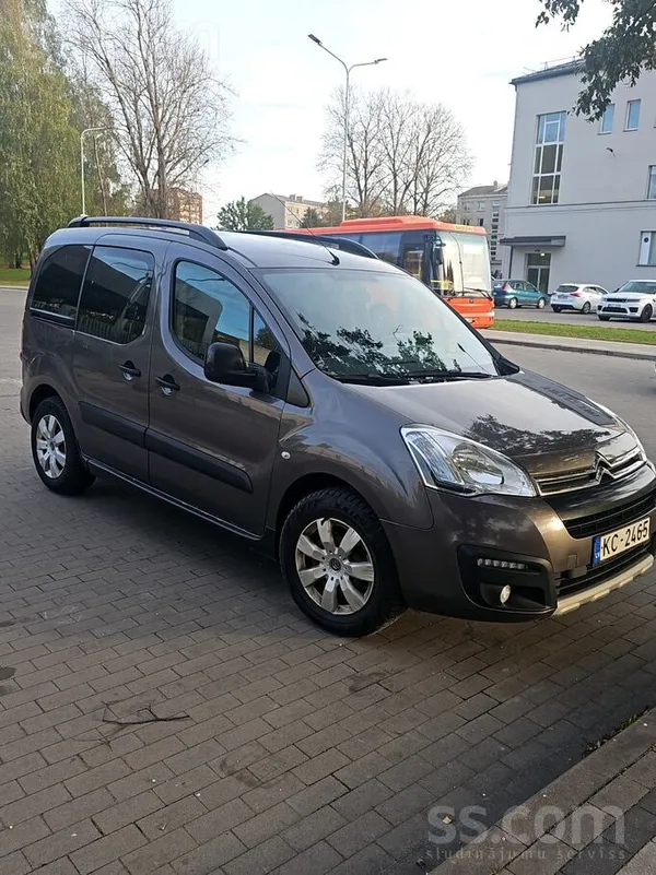 Продаётся Citroën Berlingo 2015 года
1.6 дизель, в отличном техническом и в