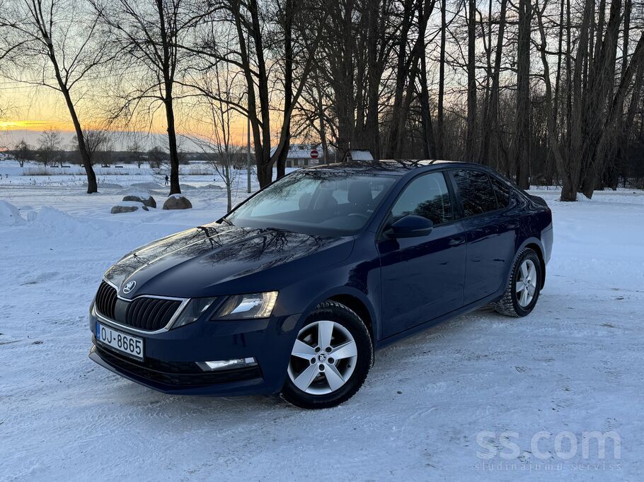 Skoda Pārdodu Škoda Octavia Liftback. Facelift. 1.2 benz