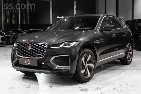 Pārdod Jaguar F-Pace 120kW D. Cena ar 21% Pvn. Auto ir aprīkots ar plašu un