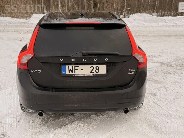Volvo 2.4d5 158kw 4x4 .nomainīts nesen zobsiksnas Komple
