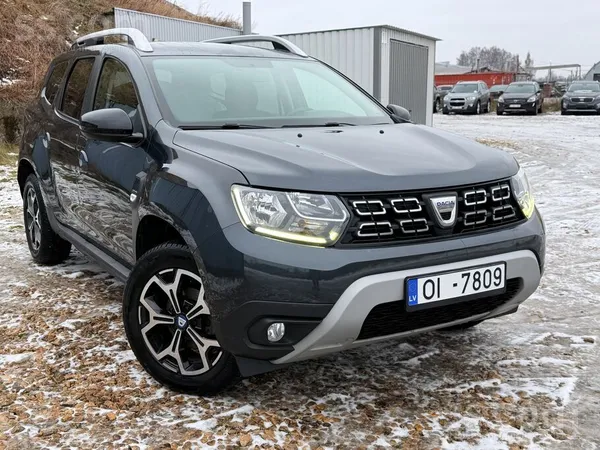 Dacia Tikko ievests Dacia Duster 15Th jubilejas modelis.