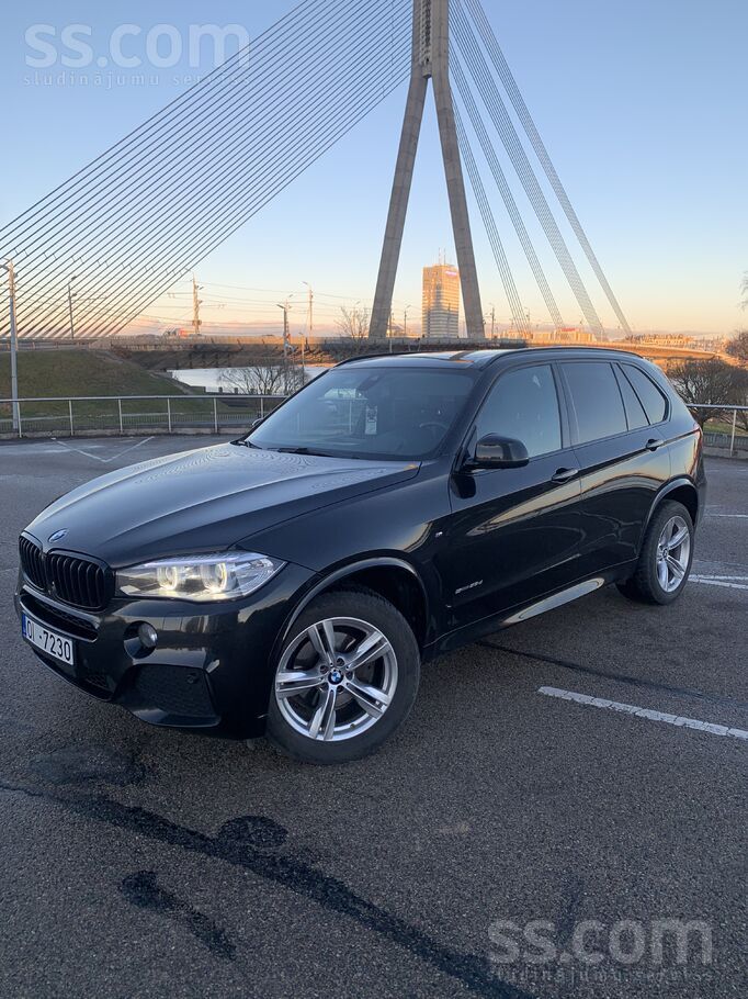 BMW Pārdodu X5 F15 M komplektācija sdrive25d 160 kw la