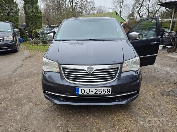 Lancia Машина приехала из Баварии, полная комплектация , 