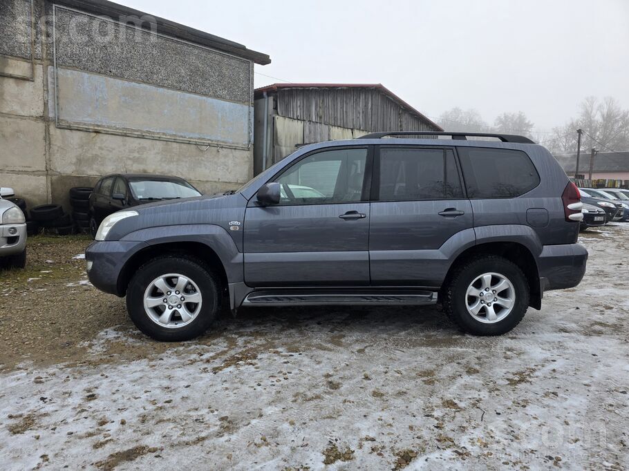 Toyota Land Cruiser, 4x4, 3.0 D4D, dīzelis , 127 kW/ 173 z. s. , automatiskā